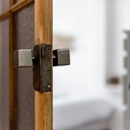 Le Loft Des Artistes De La Croix-rousse Ail Apartman Lyon